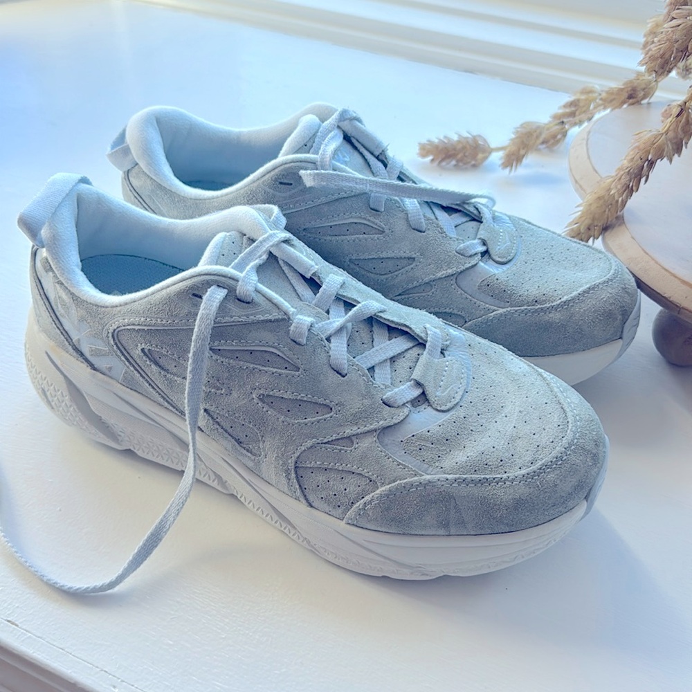 Hoka U Clifton L Suede women’s 10.5 light blue